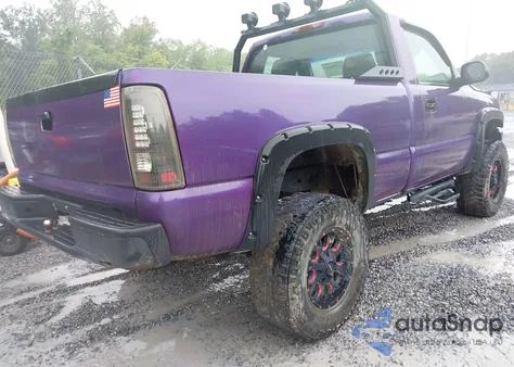 2005 GMC Sierra 1500 Work Truck from USA, damaged, VIN 1GTEK14V25Z319060